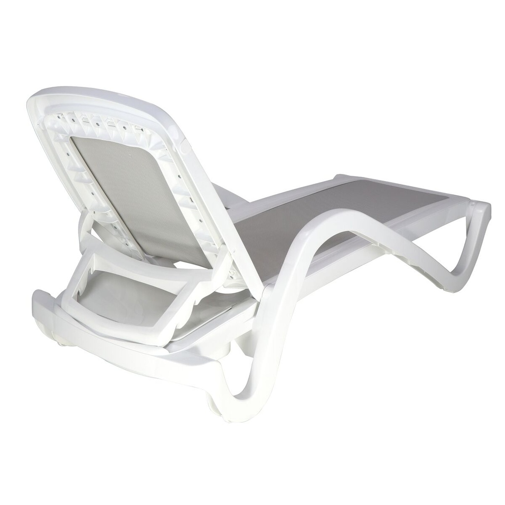 MB. LOUNGE CHAIR CANCUN WH MEUBLE TRAMONTINA. 92254/010