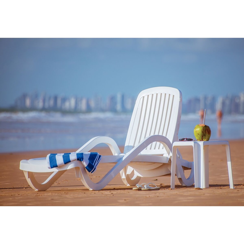 MB. LOUNGE CHAIR COPACABANA WH MEUBLE TRAMONTINA. 92257/010
